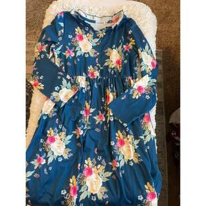 Besser Bay girls sz. 150 blue floral dress. Pretty, exc. condition